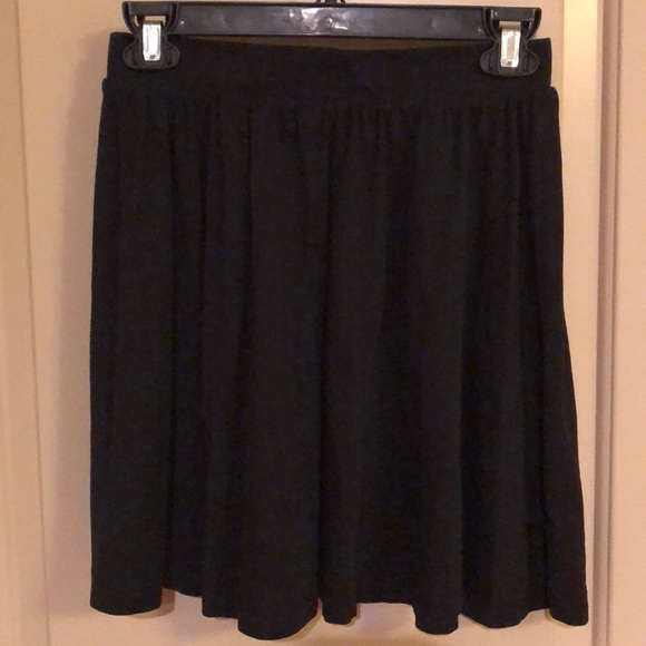 Mini Skater skirt - Picture 2 of 2